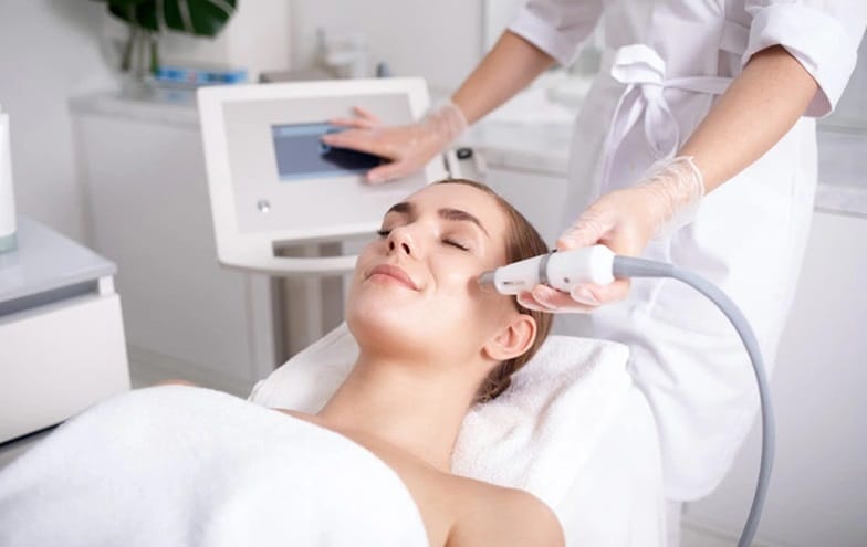 điều trị nám bằng laser